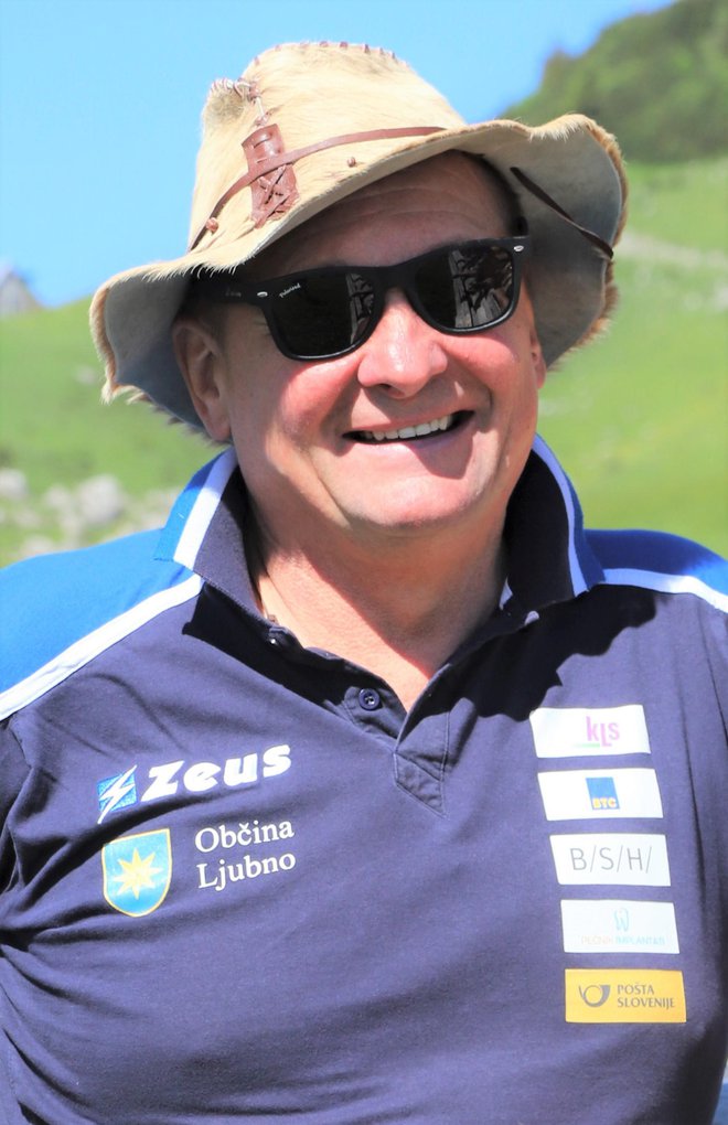 Velika faca med župani, Ljubenčan Franjo Naraločnik, je zares ljudski človek s klobukom. FOTO: Jože Miklavc