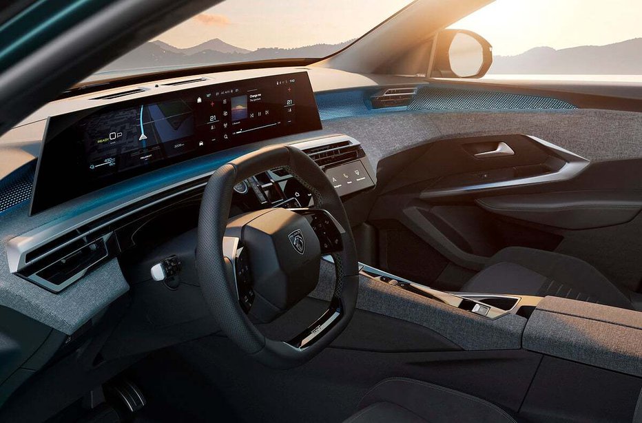 Fotografija: Novi Peugeotov panoramski i-cockpit z 21-palčnim ukrivljenim zaslonom FOTO: Peugeot