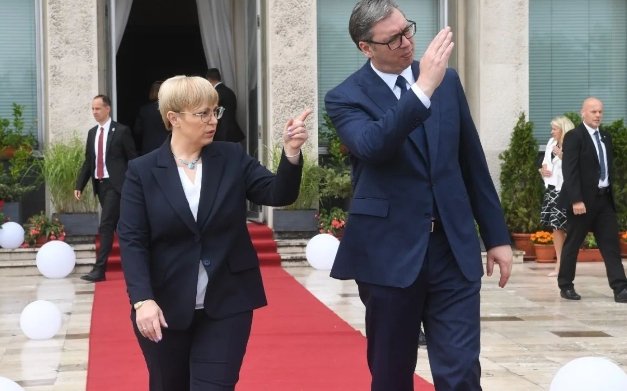 Fotografija: Predsednica republike Nataša Pirc Musar in srbski predsednik Aleksandar Vučić.FOTO: Zaslonski posnetek, Družbena omrežja