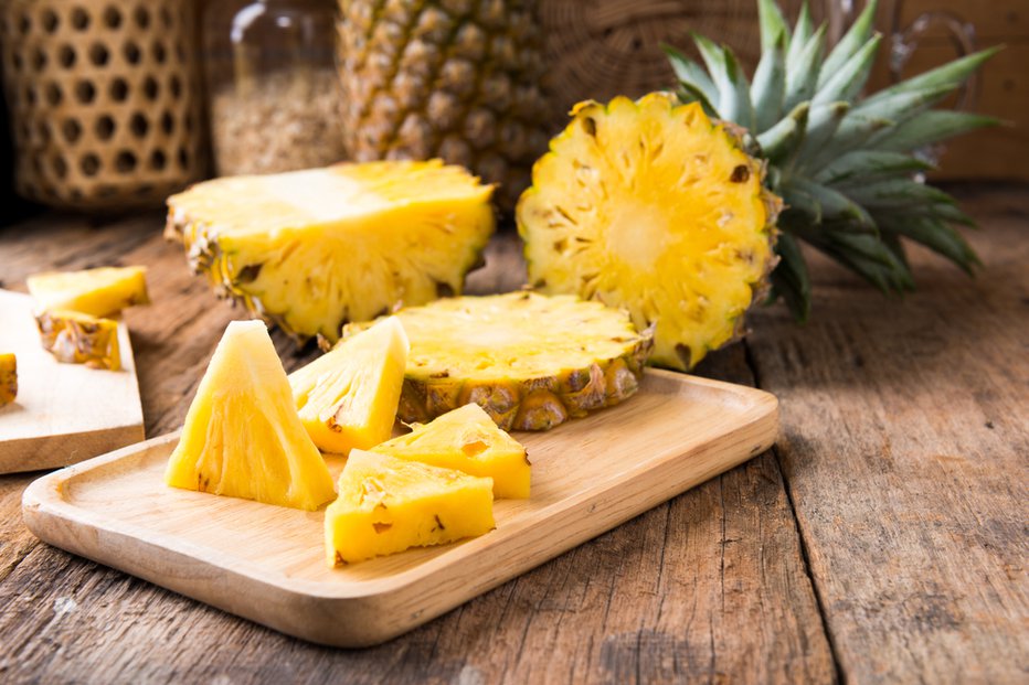 Fotografija: Ko boste vse to prebrali, boste morda naslednjič, ko se boste borili s prehladom, želeli jesti ananas. FOTO: Arhiv Polet/Shutterstock
