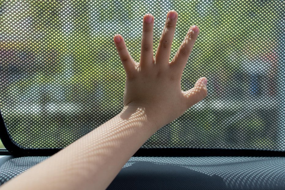 Fotografija: Niti za minuto ne smemo otroka pustiti samega v avtomobilu. FOTO: Guliver/Getty Images