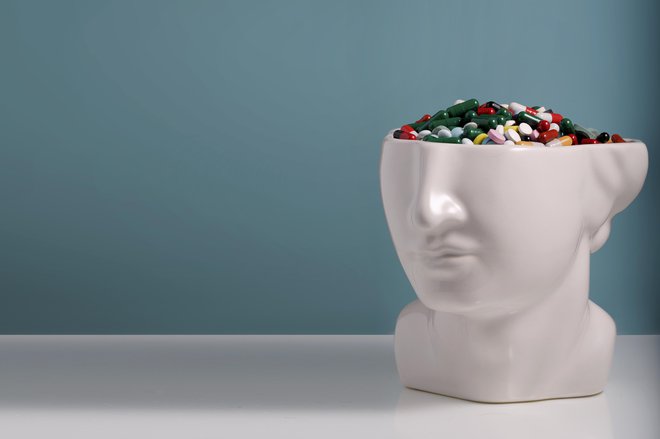 Placebo nakazuje, da se zdravje zelo verjetno začne v glavi. FOTO: Max_grpo/Getty Images
