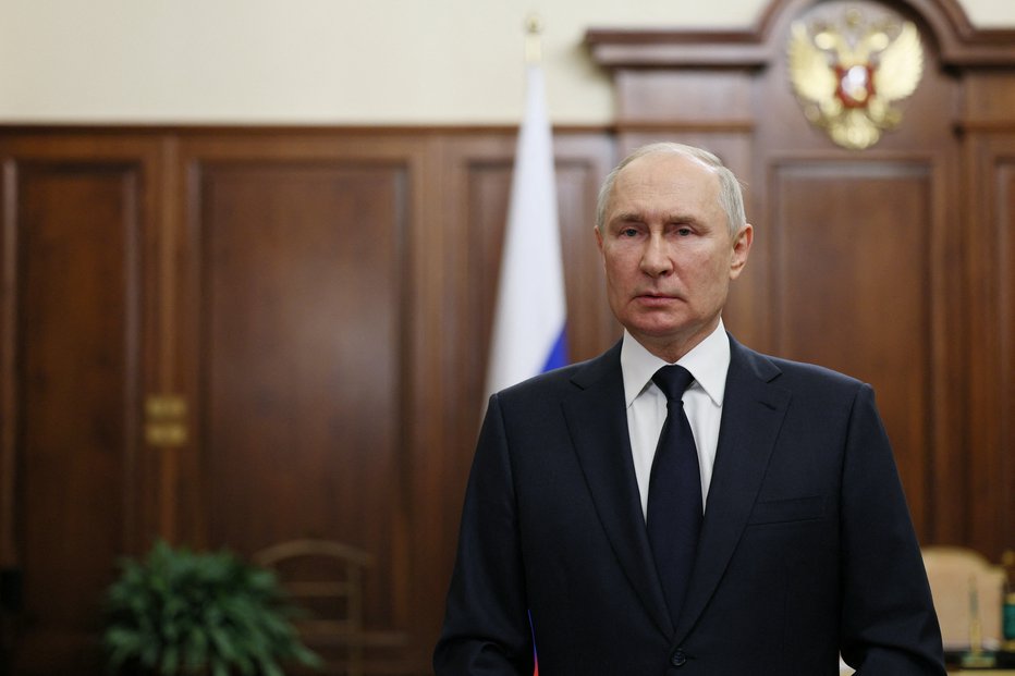 Fotografija: Zadnji dnevi so bili za Putina naporni. FOTO: Sputnik Via Reuters