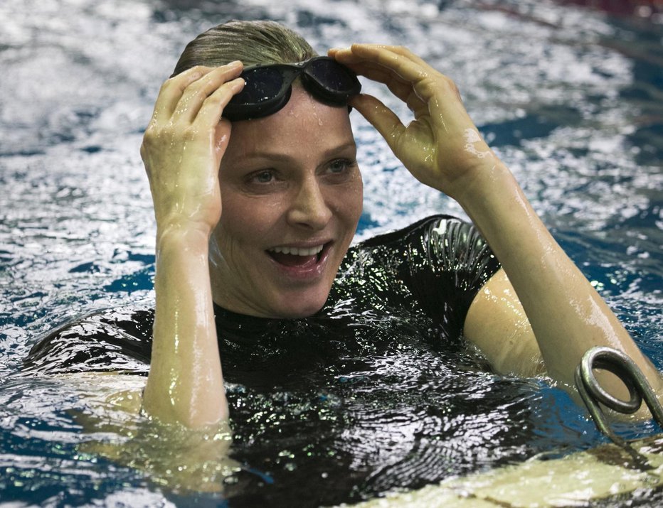 Fotografija: Fizioterapevti in drugi zdravniki pogosto priporočajo plavanje ljudem vseh starosti, še posebej pa je znano, da je učinkovito pri tistih, ki okrevajo po poškodbah. FOTO: Profimedia 