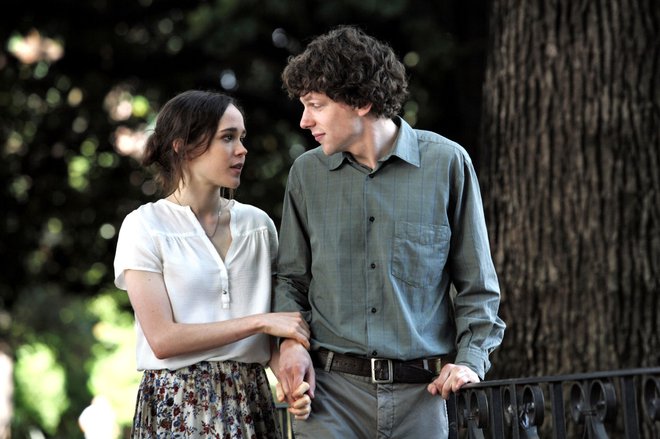 Jesse Eisenberg in Ellen Page v prizoru iz filma Rimu z ljubeznijo, 2012 FOTO: Press Release