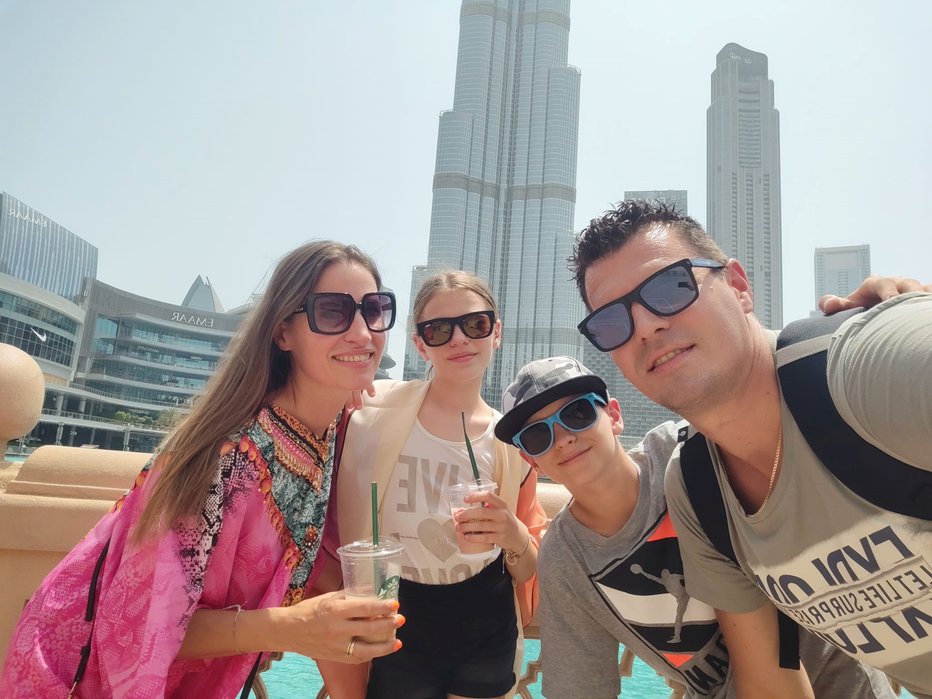 Fotografija: Davor Čebron z ženo Saro in otrokoma uživa v Dubaju. FOTO: osebni arhiv