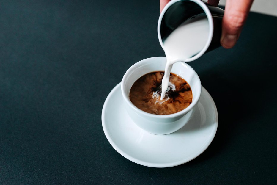 Fotografija: Je kava prva stvar, na katero zjutraj pomislite? FOTO: Nortonrsx Getty Images/istockphoto