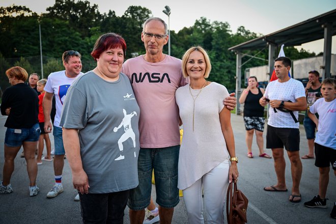 Oče in mama Milan in Marinka Čeh sta pokramljala z županjo. FOTO: MP Produkcija/pigac.si