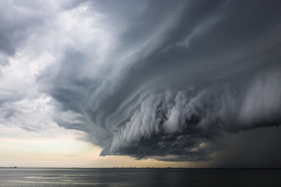 Fotografija: Vreme se še ne bo umirilo, a najhujše je za nami. FOTO: Petesphotography, Getty Images