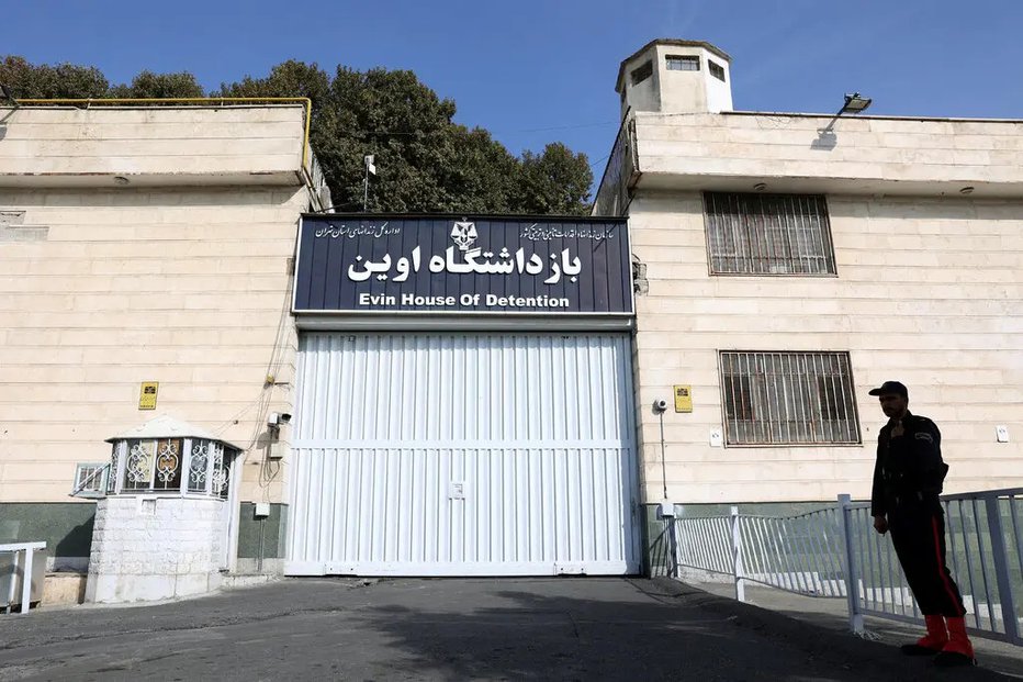 Fotografija: Šveda naj bi zadrževali v zloglasnem teheranskem zaporu Evin. FOTO: Wana News Agency, Reuters