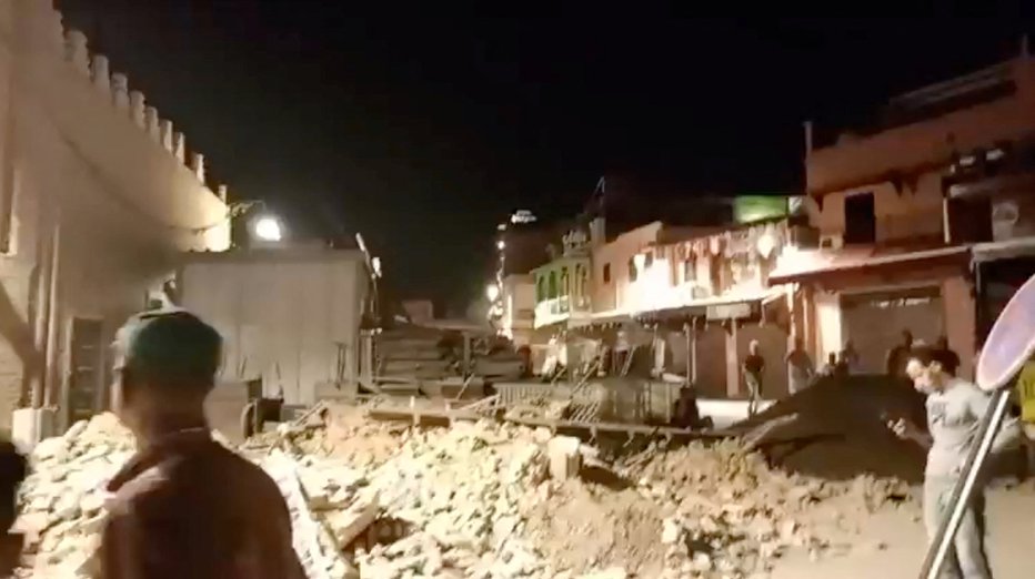 Fotografija: Po poročanju maroških medijev gre za najmočnejši potres v državi doslej. Čutili so ga tudi v sosednji Alžiriji, kjer pa po navedbah civilne zaščite ni bilo škode ali žrtev. FOTO: Al Maghribi Al Youm Al Maghribi Al Youm Via Reuters