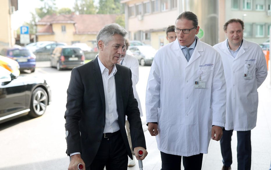 Fotografija: Predsednik vlade Robert Golob, ki je tudi v funkciji ministra za zdravje, se je sestal z vodstvom Univerzitetnega kliničnega centra Ljubljana. FOTOGRAFIJI: BlaŽ Samec