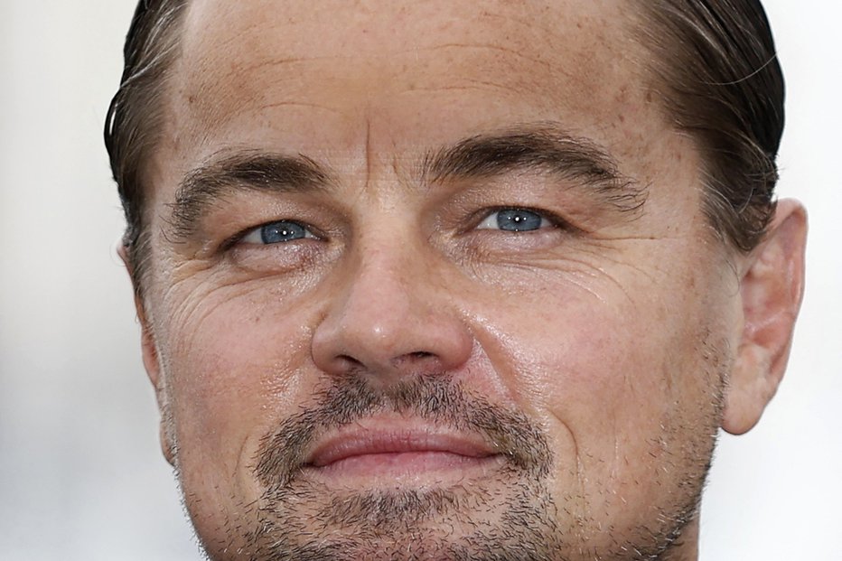 Fotografija: Leonardo DiCaprio naj bi se znašel v ljubezenskem trikotniku.
FOTO: Gonzalo Fuentes, Reuters