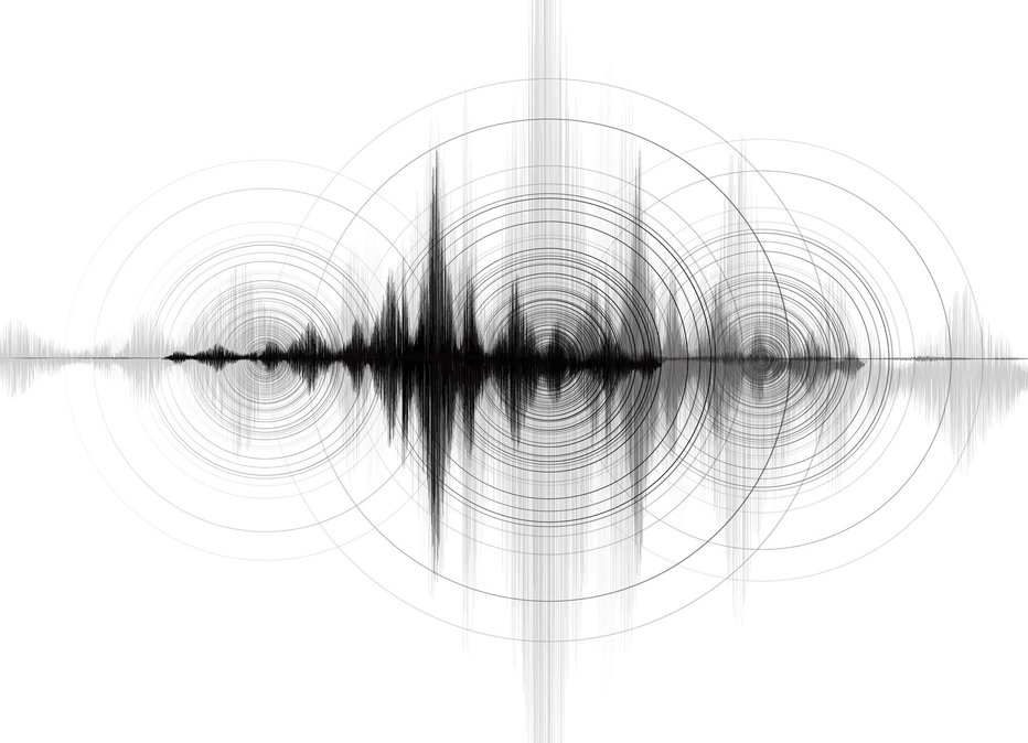 Fotografija: Earthquake Wave low richter scale with Circle Vibration on White paper background,audio wave diagram concept,design for education and science,Vector Illustration. FOTO: Varunyu Getty Images/istockphoto