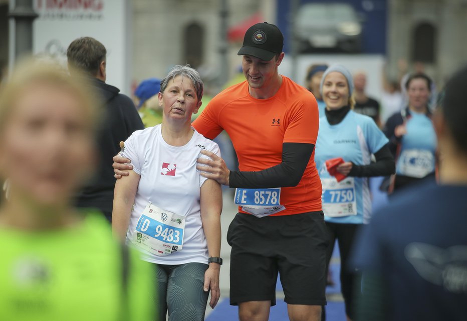 Fotografija: Bistveno več srčnih zastojev je pri maratoncih kot pri polmaratoncih. FOTO: Jože Suhadolnik