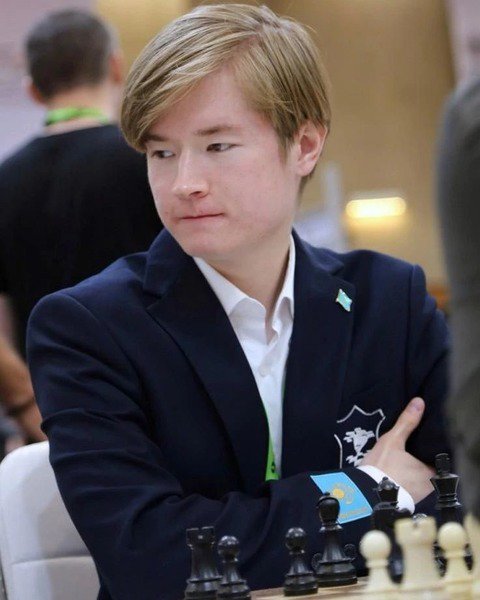 Fotografija: Ališer Sulejmenov je presenetil Ališerja Sulejmenova. FOTO: FIDE