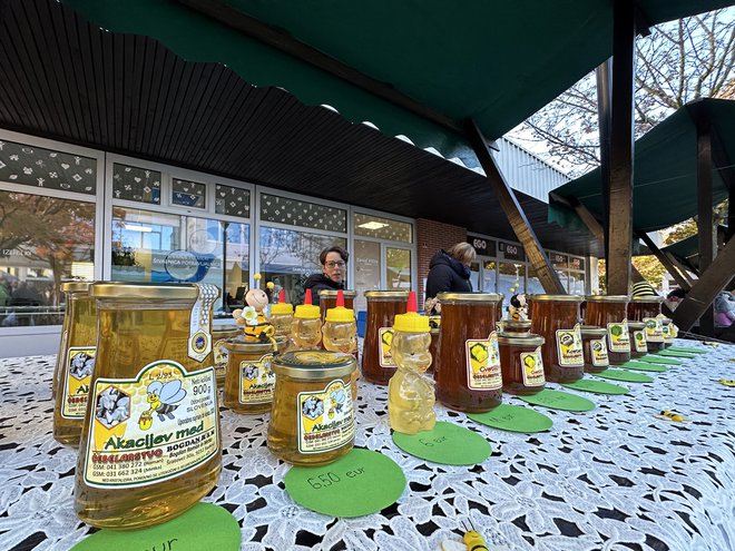 Predstavila so se čebelarska društva. FOTO: Ludvik Kramberger