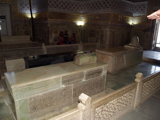 Grobnica Timurlenka v Samarkandu. FOTO: Janez Mihovec 