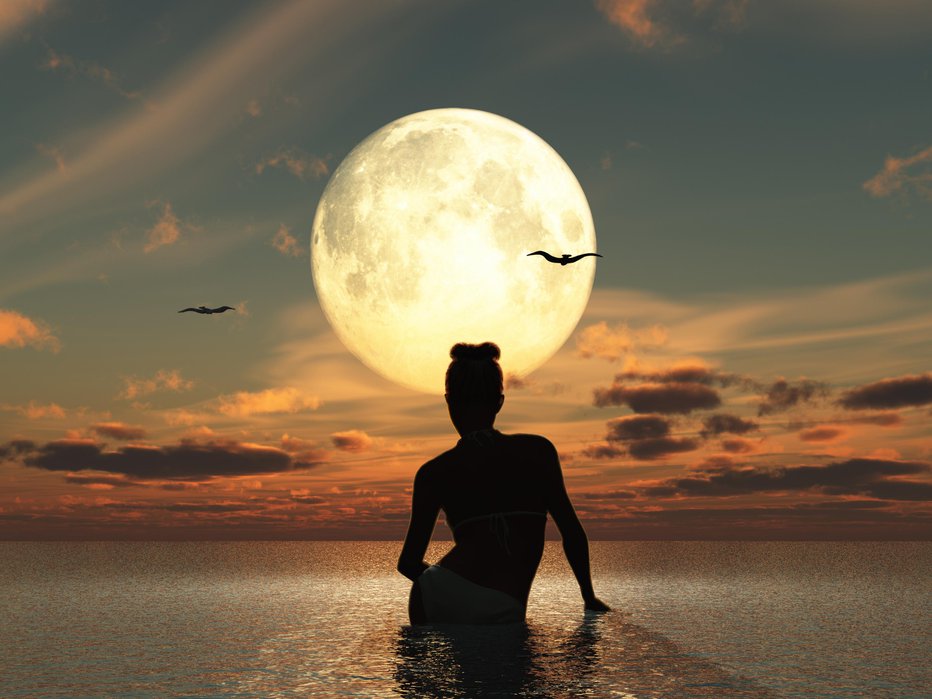 Fotografija: Polna luna lahko povzroči nekaj preglavic. FOTO: Estt, Getty Images