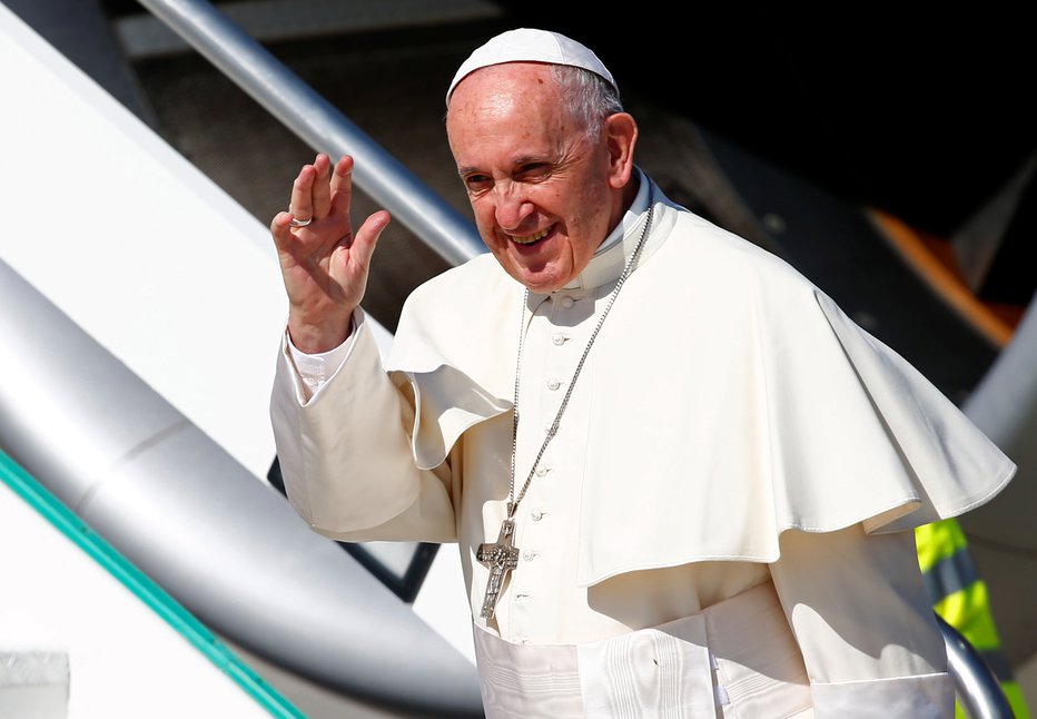 Fotografija: Papež Frančišek je v soboto odpovedal vse načrtovane avdience. FOTO: Tony Gentile, Reuters Pictures
