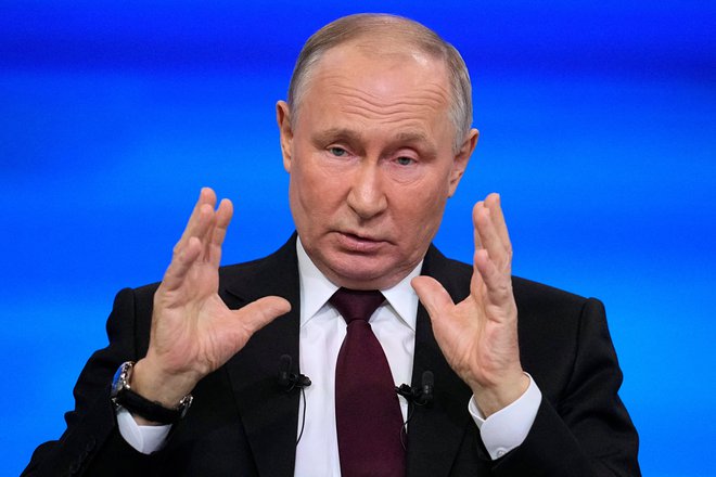 Putin se na sporočila, ki so se pojavila, ni odzval FOTO: Pool Via Reuters