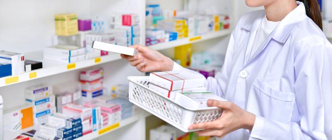 V lekarnah za zdravila z vmesne liste ne bo več treba doplačevati. FOTO: Mj_prototype/Getty Images