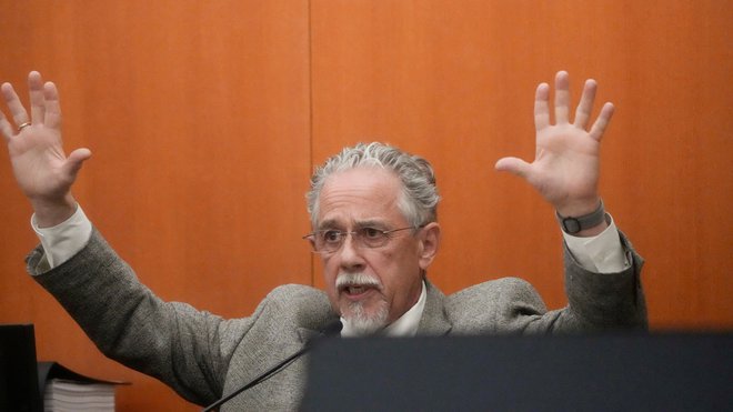 Terry Sanderson je sprva želel skoraj trimilijonsko odškodnino, a jo je, ko je sodnik to zavrnil, znižal na 300 tisočakov. FOTO: Reuters