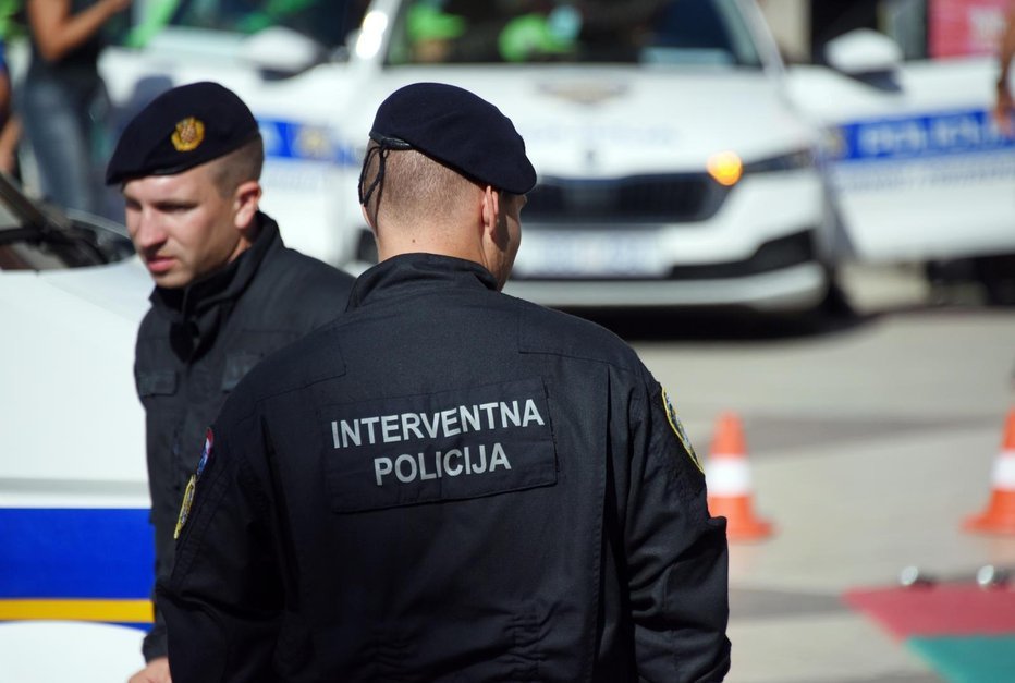 Fotografija: Na Hrvaškem so pridržali uslužbenca zunanjega ministrstva zaradi suma tihotapljenja ljudi. FOTO: Saša Miljević, Pixsell