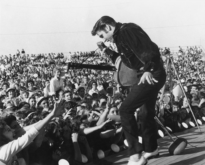 Ko je Elvis Presley umrl, je imel v telesu 14 različnih drog. FOTO: Elvis Presley Enterprises Llc/Reuters