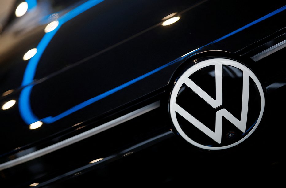 Fotografija: VW je ob predstavitvi ID.2all navedel, da bo začetna cena v Nemčiji pod 25.000 evri. FOTO: Stephane Mahe, Reuters