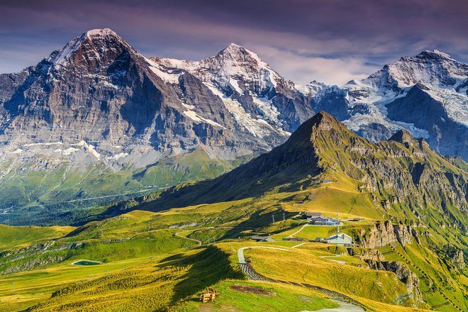Eden od trezorjev bo v švicarskih Alpah. FOTO: Janoka82/getty Images