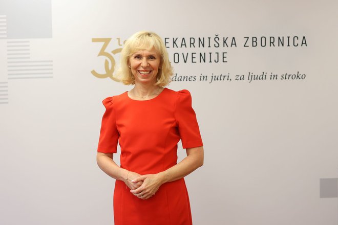 Predsednica Lekarniške zbornice Slovenije pravi, da veliko pacientov ob obisku lekarne potoži o različnih bolečinah. FOTO: Barbara Reya