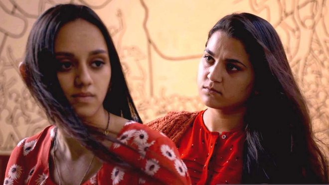 V filmu Lala spremljamo mlado romsko dekle. FOTO: Staragara