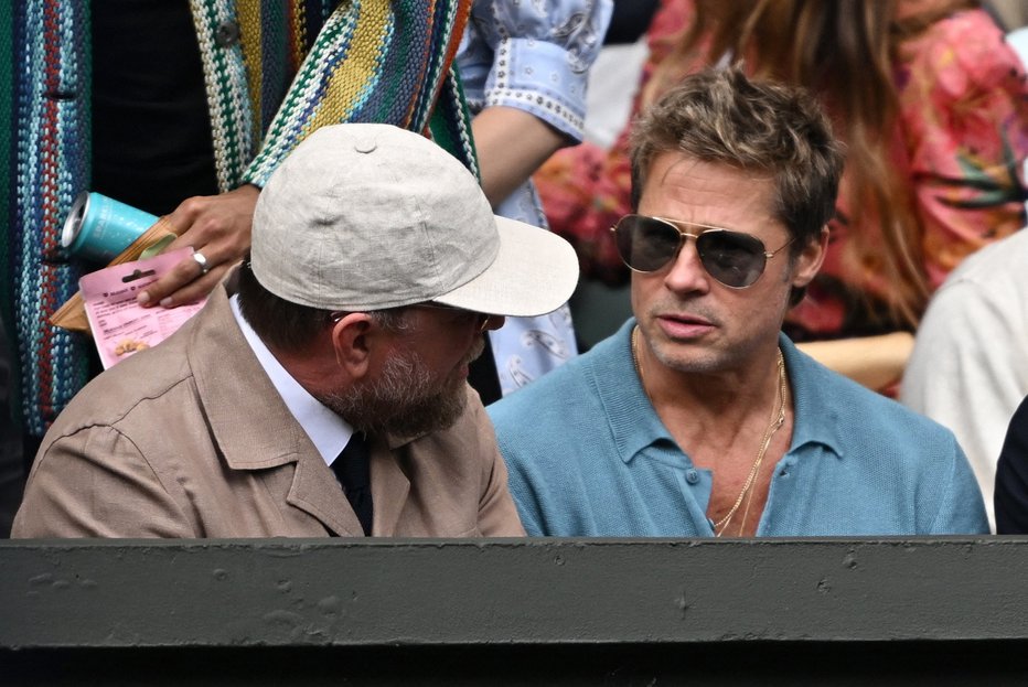 Fotografija: Estetski kirurg ne verjame, da je za mladosten videz Brada Pitta zaslužna zgolj dosledna nega kože.  FOTO: Dylan Martinez/Reuters