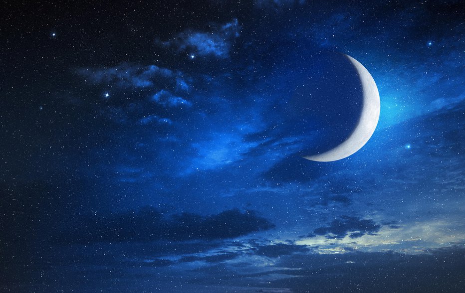 Fotografija: V ponedeljek nas Luna v strelcu odpira, do enih se lahko modro uskladimo in pogovorimo, pozneje pa približno do štirih popoldan tudi povežemo FOTO: Claudioventrella/Getty Images