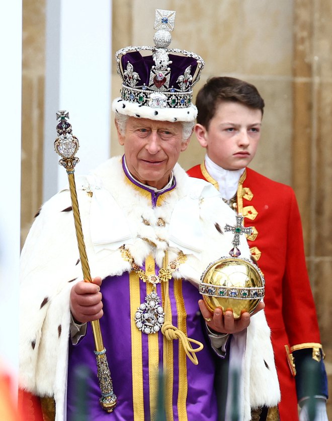 Angleški kralj je daljni bratranec ameriškega igralca. FOTO: Lisi Niesner Reuters