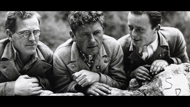 Skalaši, na fotografiji z leve Stanko Tominšek, Joža Čop in Miha Potočnik, so močno zaznamovali vse generacije alpinistov. FOTO: Horizont Film