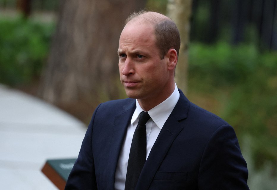 Fotografija: Njegova odsotnost je sprožila ugibanja od zdravju Kate Middleton. FOTO: Phil Noble/ Reuters