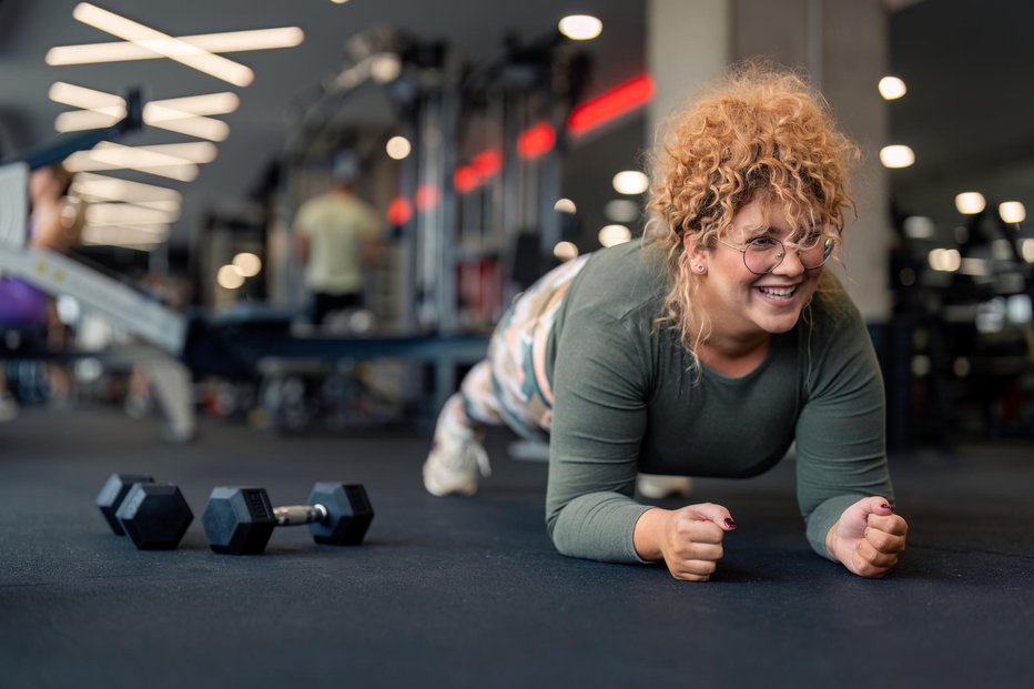 Fotografija: Ker so mišice bistvene za prožnost, je ženskam treba priznati, da imajo na določenih področjih prednost glede mišične moči. FOTO: Getty Images