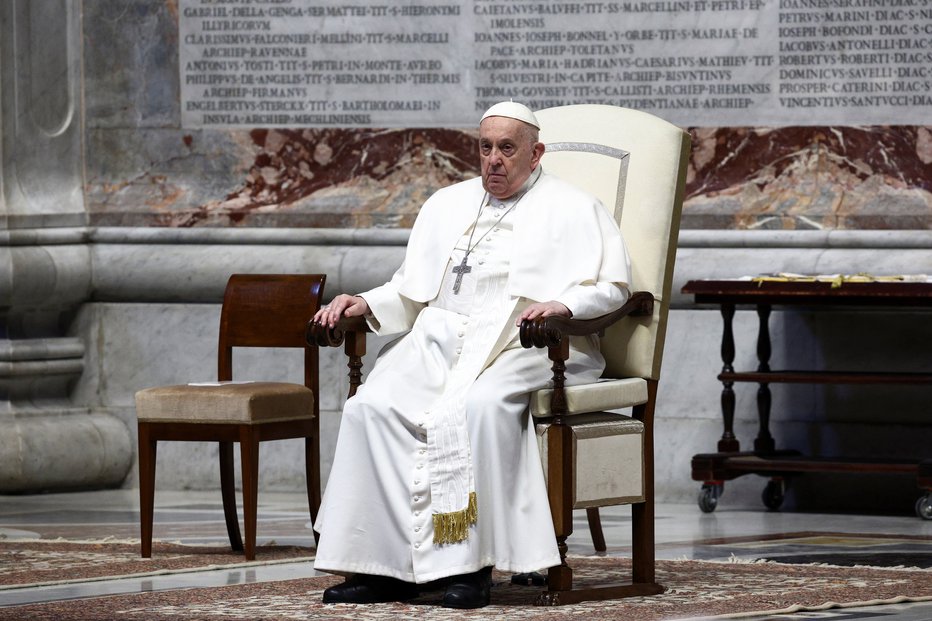 Fotografija: Papež Frančišek. FOTO: Guglielmo Mangiapane, Reuters