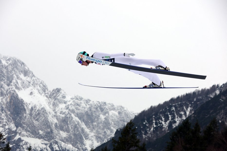 Fotografija: Da bi rekreativec takole letel? FOTO: Borut Zivulovic Reuters