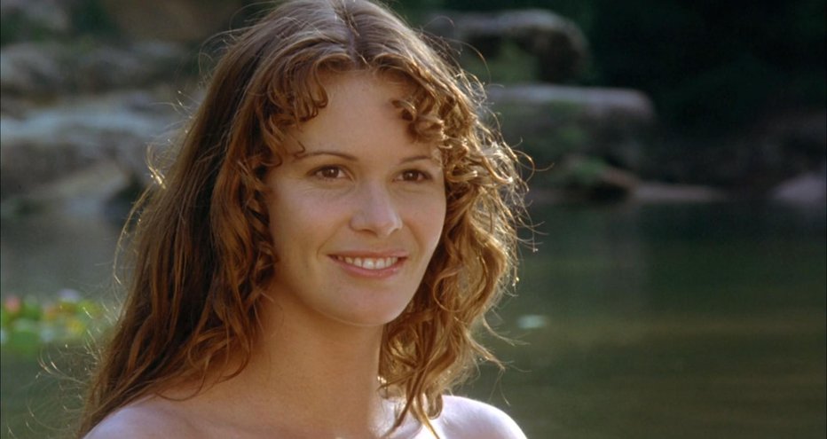 Fotografija: Leta 1994 je zaigrala v filmu Sirene, v katerem se je pojavila povsem gola.