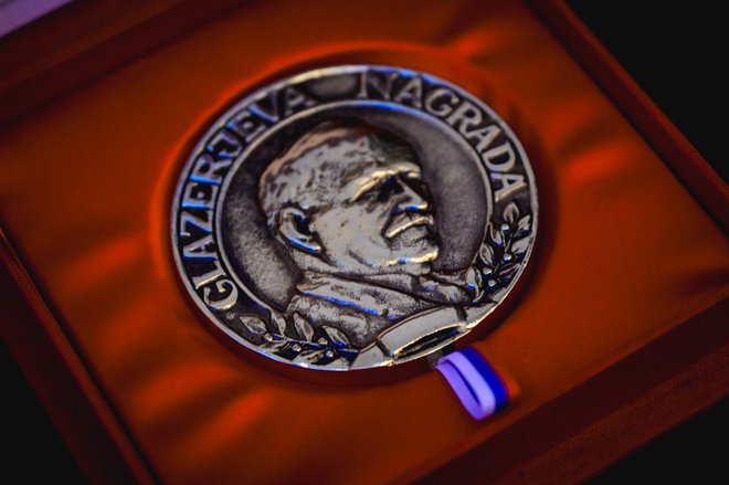 Nagrajenec za življenjsko delo v Mariboru dobi enkrat več kot nagrajenec z Župančičevo nagrado v prestolnici.